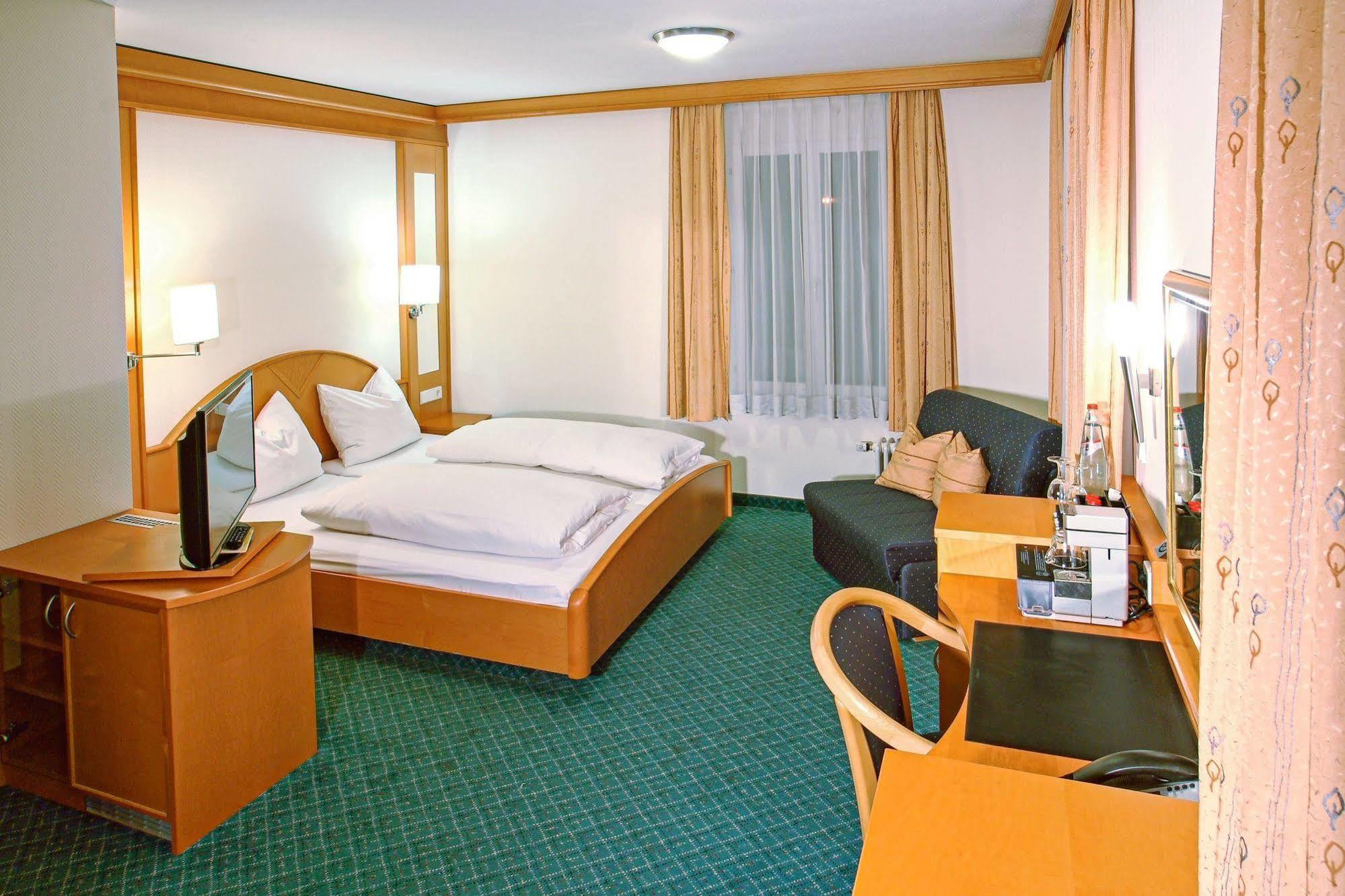 Hotel Winzerstube Ihringen Εξωτερικό φωτογραφία